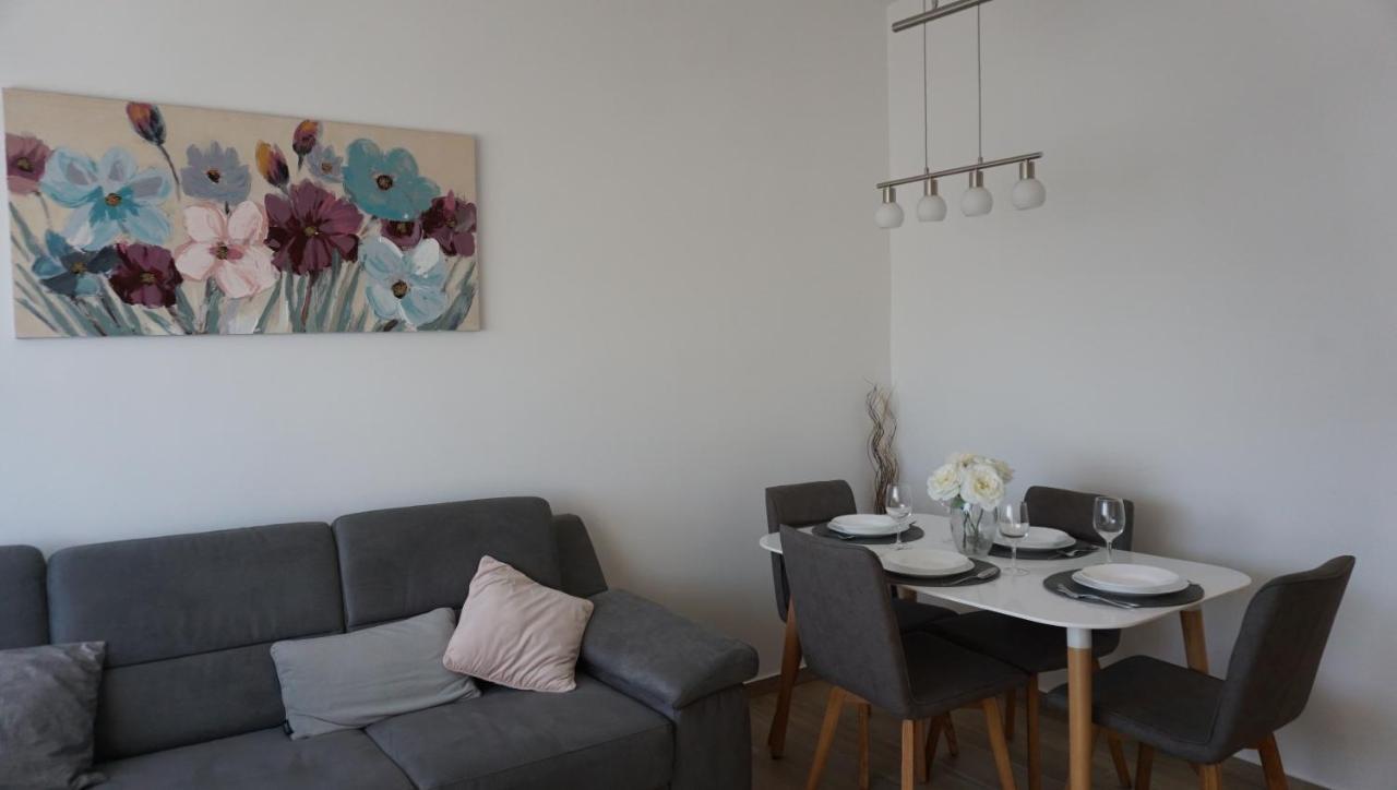 Apartman Luka PUY Eksteriør bilde