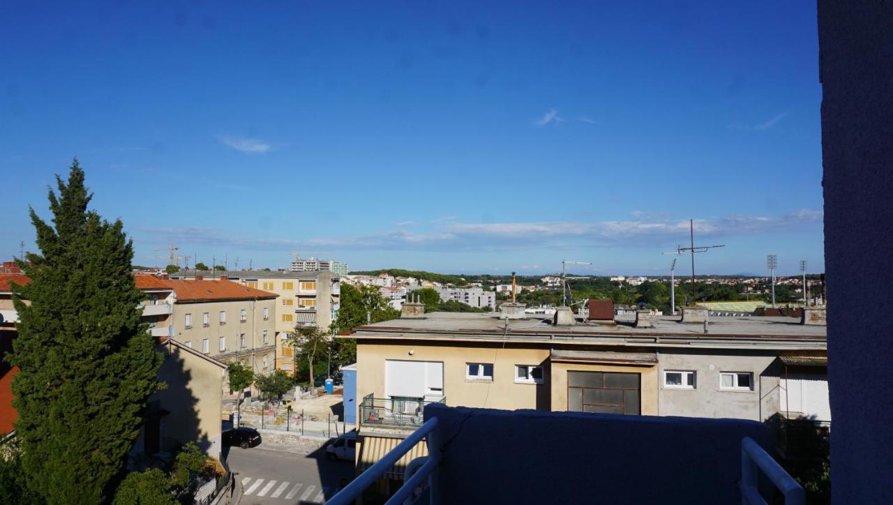 Apartman Luka PUY Eksteriør bilde
