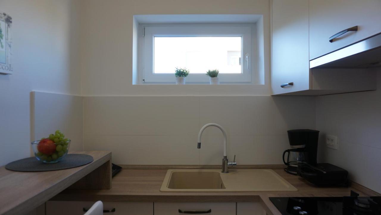Apartman Luka PUY Eksteriør bilde