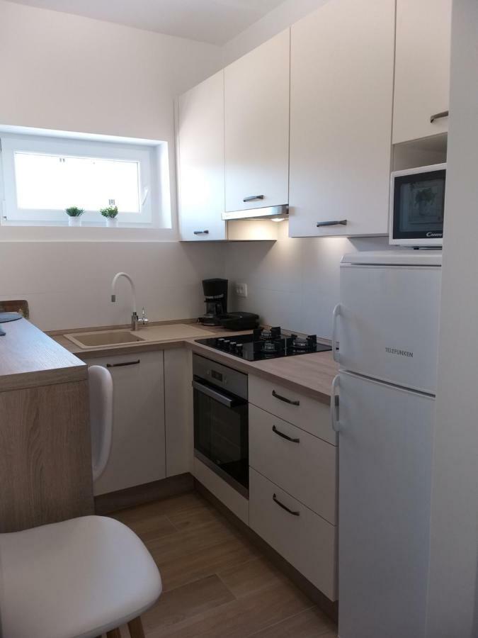 Apartman Luka PUY Eksteriør bilde