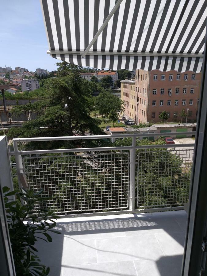 Apartman Luka PUY Eksteriør bilde